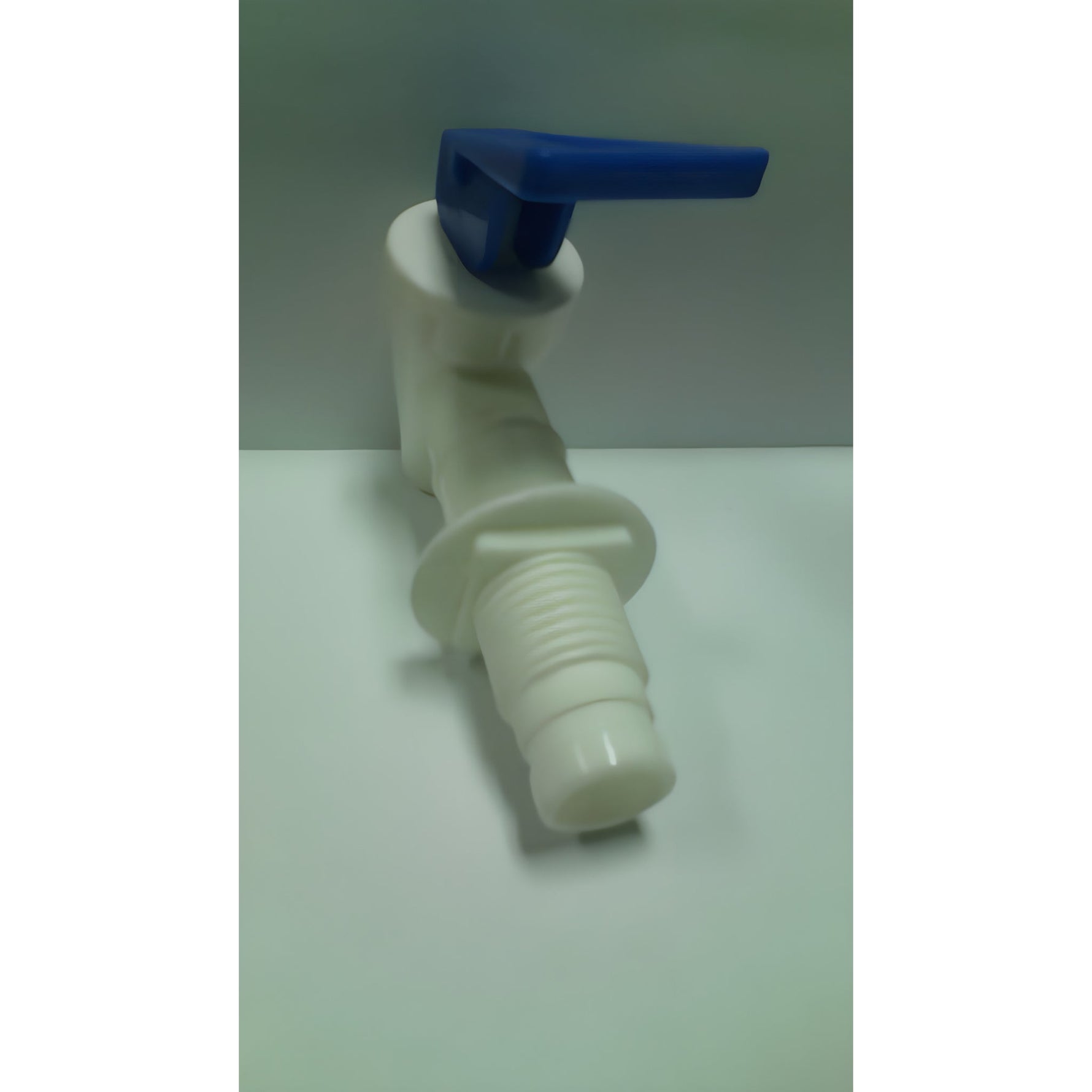 Chorro macho para dispensador de agua