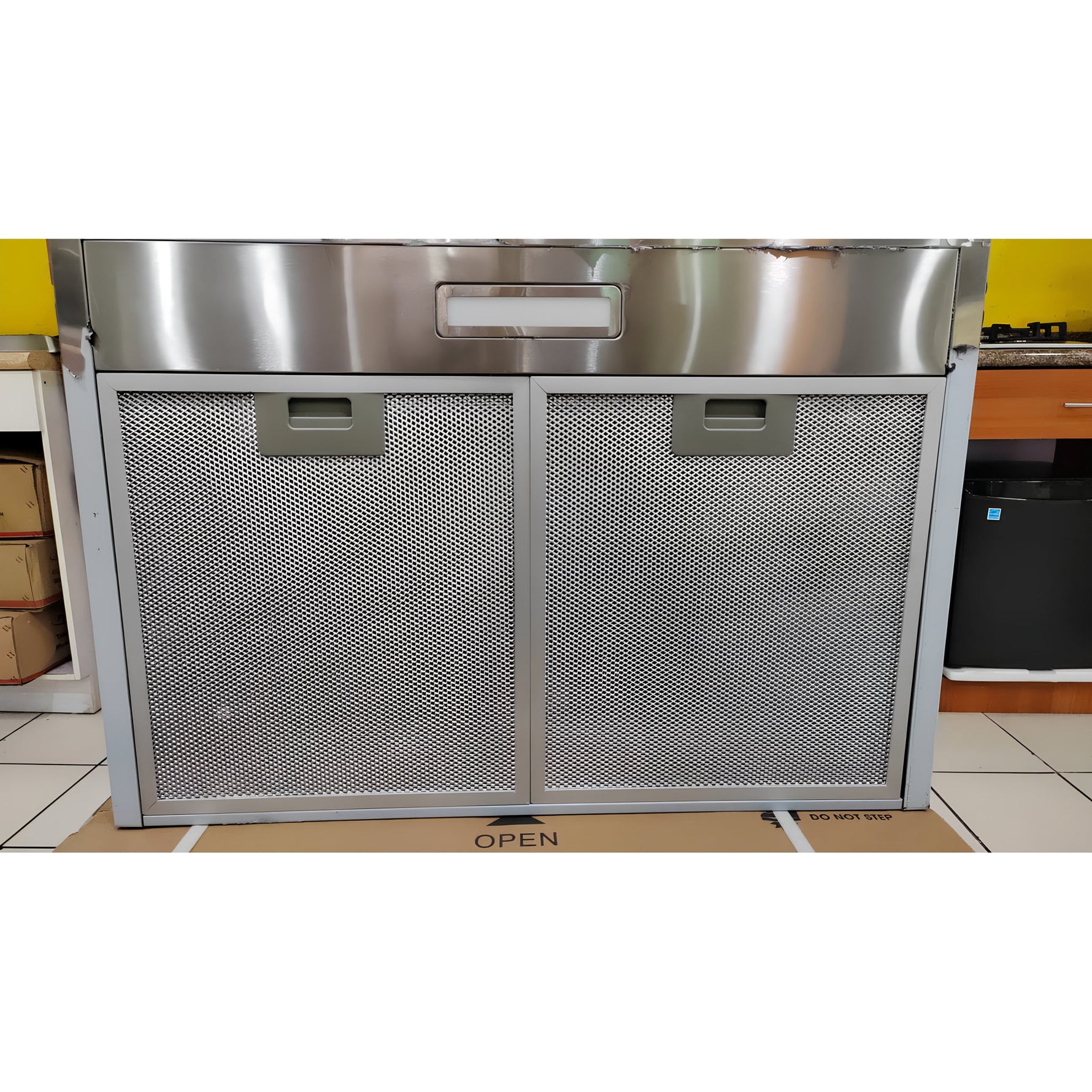Extractor de Olores de 24" de acero inoxidable y alta eficiencia