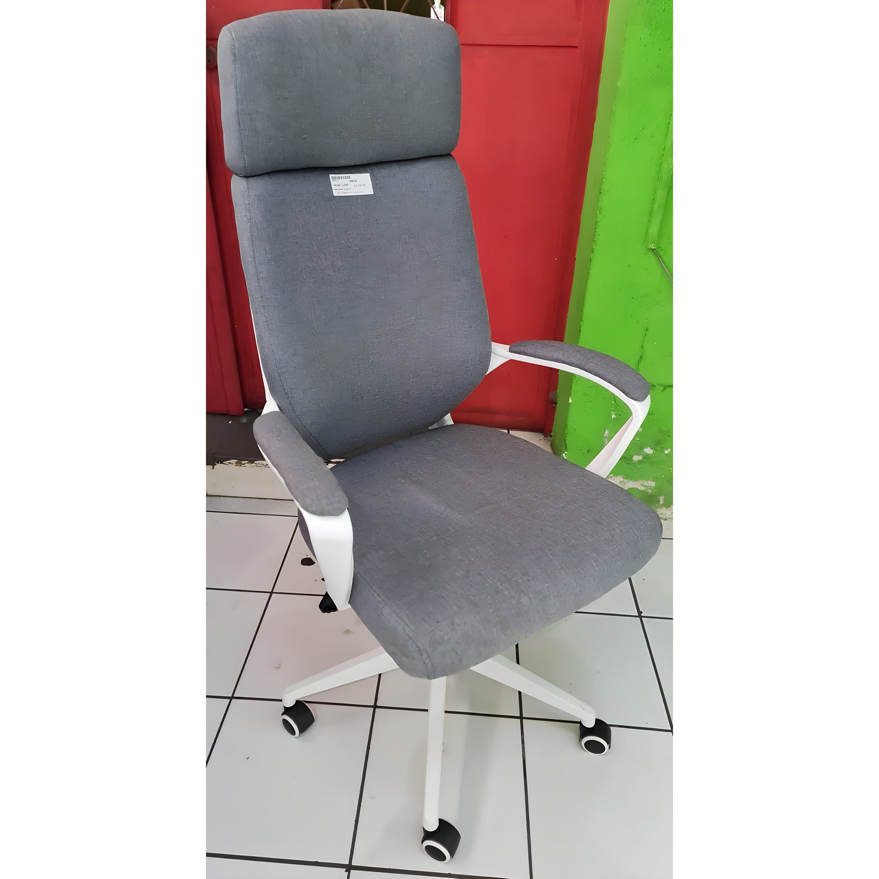 Silla Gerencial Ergonómica (Respaldo Alto en Tela)