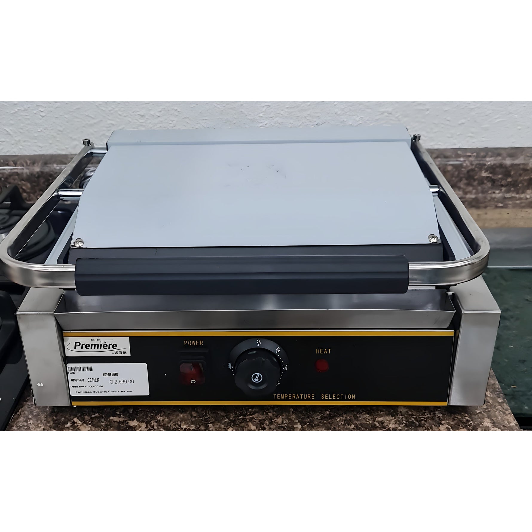 Panini y Grill de Alta Potencia con capacidad de 4 rebanadas