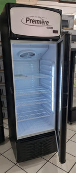 Enfriador exhibidor vertical de 8.4 pies cubicos MARCA PREMIERE BY ABM