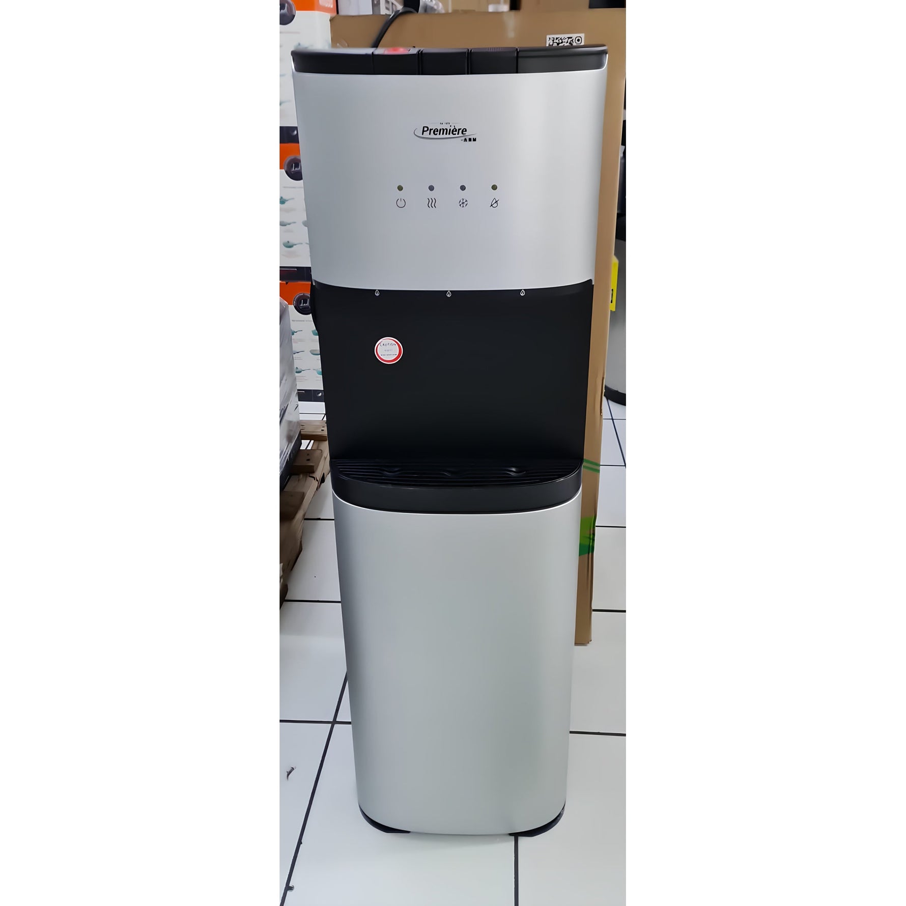 Dispensador de Agua con Garrafón Oculto